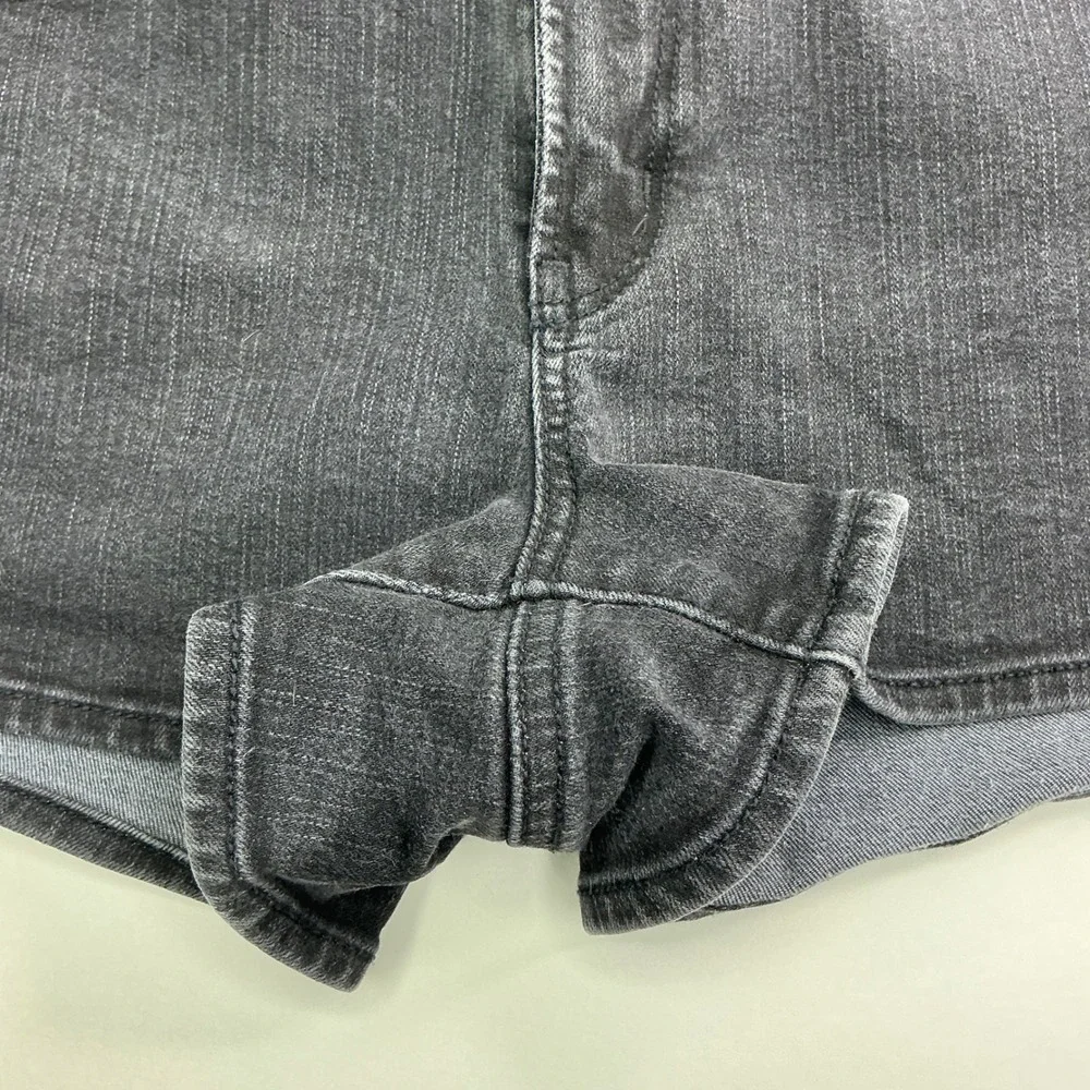 American Eagle Black Denim Hi-Rise Shortie Shorts Women 10 Super Stretch 360